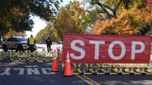 Dân Chủ Cân Nhắc Kéo Dài Việc Đóng Cửa Chính Phủ Khi Cộng Hòa Chuẩn Bị Dự Luật Mới 18 Dân Chủ Cân Nhắc Kéo Dài Việc Đóng Cửa Chính Phủ Khi Cộng Hòa Chuẩn Bị Dự Luật Mới