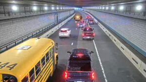 Cún lạc đường được giải cứu khỏi đường hầm Boston 25 Cún lạc đường được giải cứu khỏi đường hầm Boston