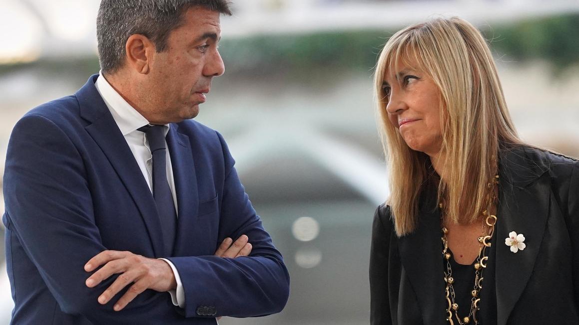 Lãnh đạo vùng Valencia, Tây Ban Nha, từ chức vì cách xử lý lũ lụt thảm khốc 1