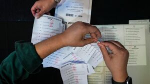 Cuộc đua Tổng thống Chile Lệch Sang Phải: Nỗi Lo Di Cư và Tội Phạm Lên Ngôi