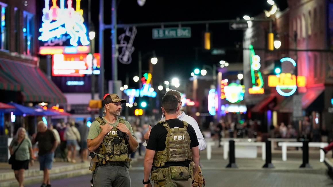 Chiến dịch trấn áp tội phạm của Tổng Thống Donald Trump gây quá tải nhà tù và tòa án 1