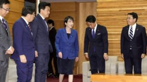 Nhật Bản Phê Duyệt Gói Kích Cầu 135 Tỷ Đô Để Phục Hồi Kinh Tế 20 Nhật Bản Phê Duyệt Gói Kích Cầu 135 Tỷ Đô Để Phục Hồi Kinh Tế