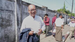 Myanmar ân xá hàng loạt tù nhân chính trị 10 Myanmar ân xá hàng loạt tù nhân chính trị