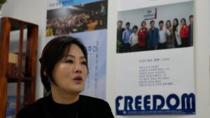 Tin tức từ bên ngoài biến mất ở Bắc Hàn 18 Tin tức từ bên ngoài biến mất ở Bắc Hàn