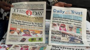 Tổng Thống Nigeria Hứa Tăng Cường Nỗ Lực Giải Cứu 24 Nữ Sinh Bị Bắt Cóc 2 Tổng Thống Nigeria Hứa Tăng Cường Nỗ Lực Giải Cứu 24 Nữ Sinh Bị Bắt Cóc