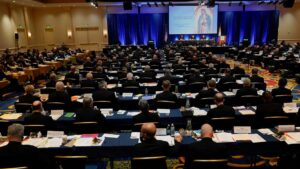 Các Giám mục Công giáo Hoa Kỳ Bầu Lãnh đạo Mới và Đương đầu Với Chiến thuật Di trú của Tổng Thống Donald Trump 9 Các Giám mục Công giáo Hoa Kỳ Bầu Lãnh đạo Mới và Đương đầu Với Chiến thuật Di trú của Tổng Thống Donald Trump