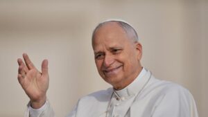 Đức Giáo Hoàng nhận định Lễ Tạ Ơn là 'bữa tiệc tuyệt đẹp' gắn kết mọi người 4 Đức Giáo Hoàng nhận định Lễ Tạ Ơn là ‘bữa tiệc tuyệt đẹp’ gắn kết mọi người