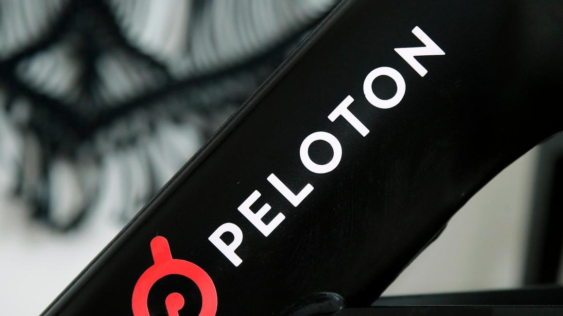 Peloton Thu Hồi Gần 878,000 Xe Đạp Tập Thể Dục Do Lỗi Trụ Yên Có Thể Gây Nguy Hiểm 1