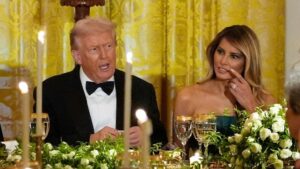 Bà Melania Trump và Bà Usha Vance Thăm Quân Nhân Bắc Carolina 19 Bà Melania Trump và Bà Usha Vance Thăm Quân Nhân Bắc Carolina