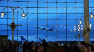 Đường ống dẫn dầu ở Tây Bắc nước Mỹ bị rò rỉ, sân bay Seattle-Tacoma được cấp nhiên liệu trở lại 19 Đường ống dẫn dầu ở Tây Bắc nước Mỹ bị rò rỉ, sân bay Seattle-Tacoma được cấp nhiên liệu trở lại