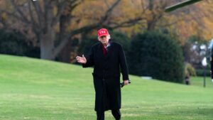 Tổng Thống Donald Trump chuẩn bị ân xá cho gà tây, đối mặt nhiều thách thức 19 Tổng Thống Donald Trump chuẩn bị ân xá cho gà tây, đối mặt nhiều thách thức