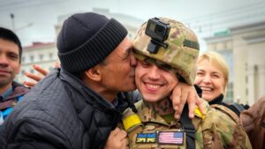 Ba Năm Sau Giải Phóng, Kherson của Ukraine Đối Mặt Với Một Kiểu Vây Hãm Mới