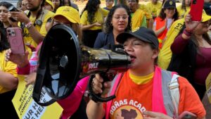 Người nhận DACA bị bắt giữ dù được bảo vệ khỏi trục xuất