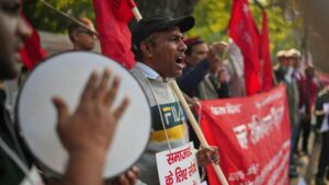 Công đoàn Ấn Độ biểu tình phản đối luật lao động mới