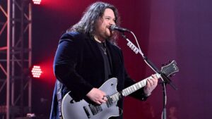 Wolfgang Van Halen gọi thuật ngữ 'con nhà nòi' là 'hơi bất công' 6 Wolfgang Van Halen gọi thuật ngữ ‘con nhà nòi’ là ‘hơi bất công’