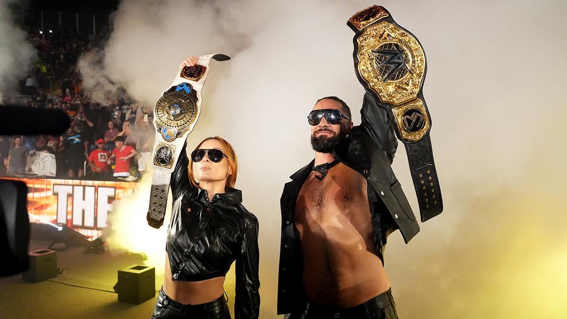 Sao WWE Seth Rollins và Becky Lynch kể chuyện bị người qua đường xúc phạm ở Los Angeles 1 wwe seth rollins becky lynch 112925 2