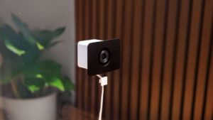 Wyze ra mắt camera an ninh gắn cửa sổ đầu tiên