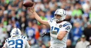 Philip Rivers tái xuất sân cỏ ở tuổi 44