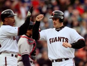 Jeff Kent được vinh danh vào Đại sảnh Danh vọng; Barry Bonds bị loại 15 Jeff Kent được vinh danh vào Đại sảnh Danh vọng; Barry Bonds bị loại