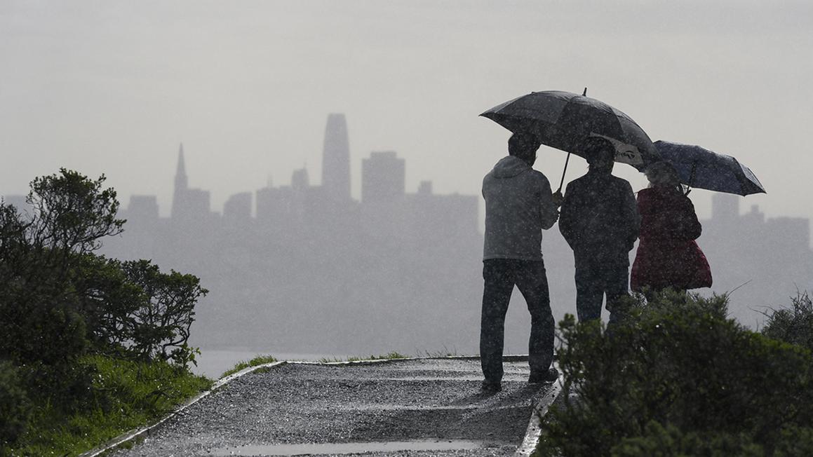 15636501 121024 kgo img sausalito rain san francisco distance img 2