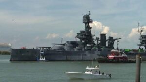 Tàu chiến Texas được 'hồi sinh' nhờ dự án trùng tu lớn tại Galveston 35 Tàu chiến Texas được ‘hồi sinh’ nhờ dự án trùng tu lớn tại Galveston