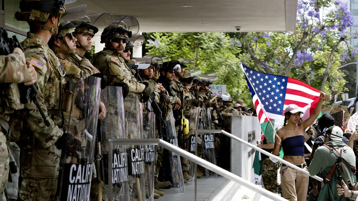 17503297 081125 kgo ap national guard 2 img