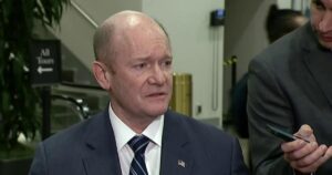 Video mới về vụ tấn công tàu gây ra 'nhiều cách hiểu khác nhau về những gì chúng ta đã thấy,' Thượng nghị sĩ cho biết 27 Video mới về vụ tấn công tàu gây ra ‘nhiều cách hiểu khác nhau về những gì chúng ta đã thấy,’ Thượng nghị sĩ cho biết