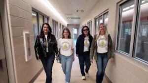 Tình nguyện viên thành lập tổ chức phi lợi nhuận giúp đỡ trại động vật Pearland