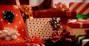 Dấu hiệu cảnh báo kinh tế mới xuất hiện dù mua sắm cuối năm kỷ lục 13 Dấu hiệu cảnh báo kinh tế mới xuất hiện dù mua sắm cuối năm kỷ lục