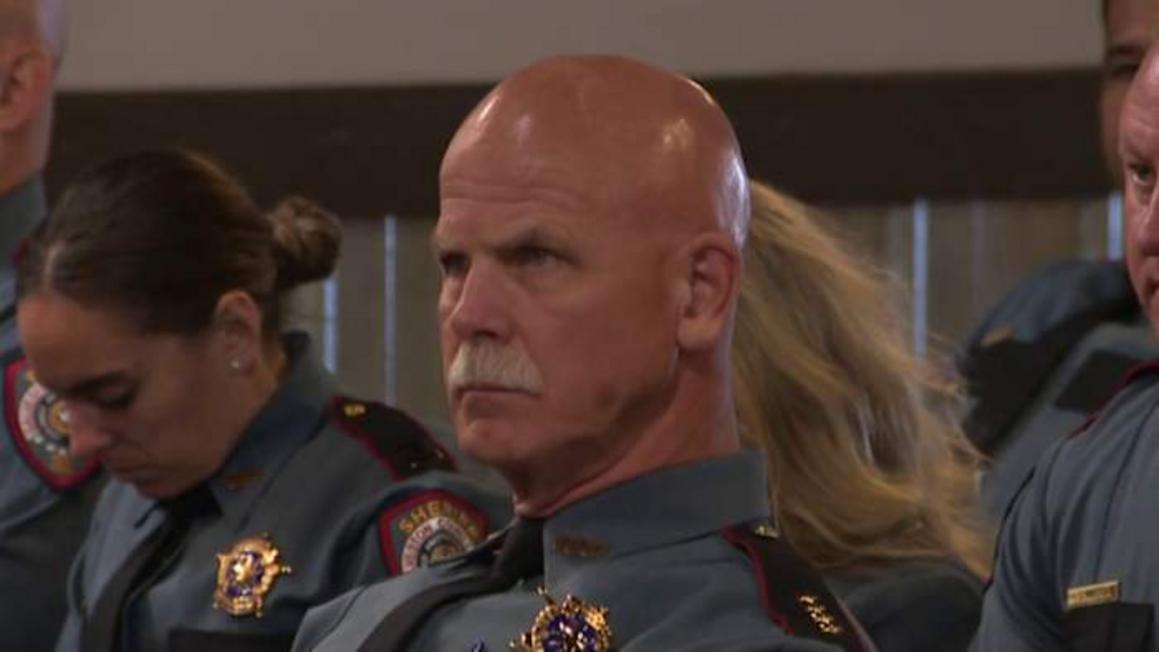 Cảnh sát trưởng Hạt Galveston chấm dứt vụ kiện với cơ quan cấp phép 1