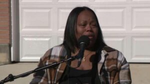 Mẹ ở Houston được sở hữu căn nhà đầu tiên nhờ chương trình hỗ trợ của thành phố 34 Mẹ ở Houston được sở hữu căn nhà đầu tiên nhờ chương trình hỗ trợ của thành phố