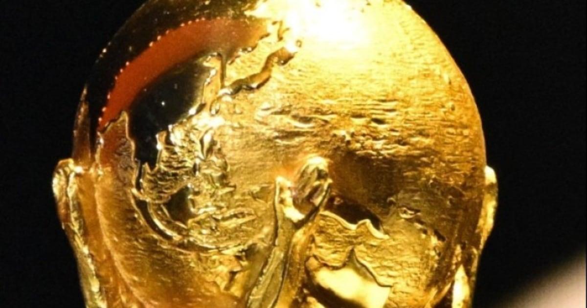 Người hâm mộ World Cup chỉ trích FIFA vì giá vé quá cao 1 1765558105681 f vert brk world cup ticket prices 251212 720x1280 w7fe1s