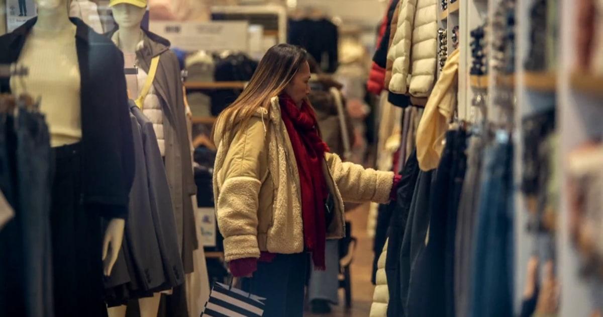 Báo cáo lạm phát mới nhất cho thấy sự giảm nhẹ sau khi Chính phủ đóng cửa 1 1766067882727 now mnn nov inflation 251218 1920x1080 zeuk1r