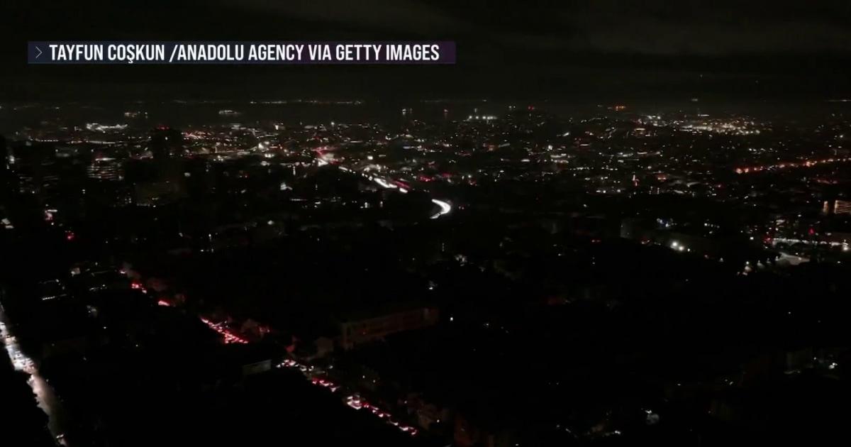 Mất điện diện rộng gây hỗn loạn tại San Francisco 1 1766361197082 wnn lkr massivepoweroutageinSanFrancisco 251221 1920x1080 85gjra