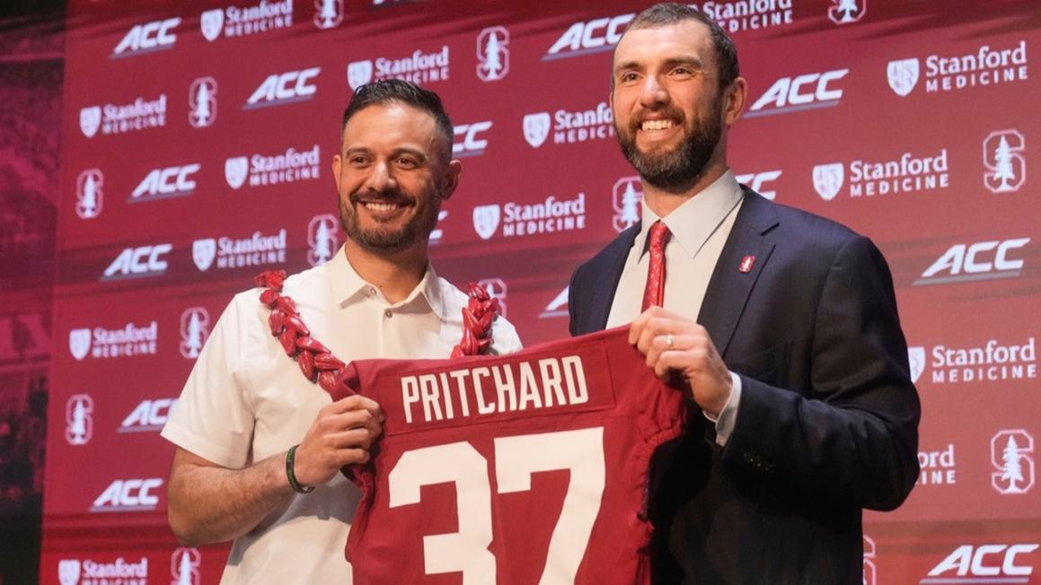 Từ người hùng tạo nên cú sốc đến Huấn luyện viên trưởng: Nhiệm vụ của Tavita Pritchard vực dậy đội bóng bầu dục Stanford 1 18245495 120325 kgo ap stanford head coach img