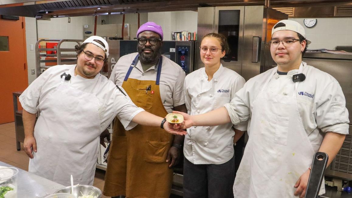 18245531 120125 wpvi DREXELFOODLAB thumbnail