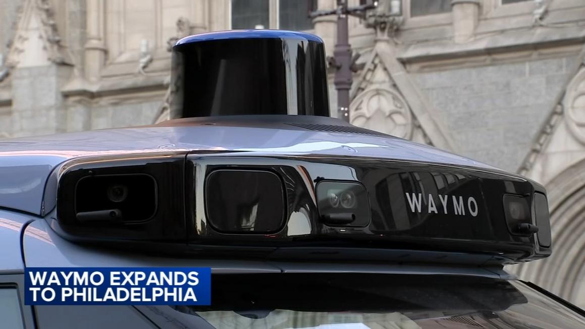18248061 120325 wpvi waymo in philly 10pm CC vid