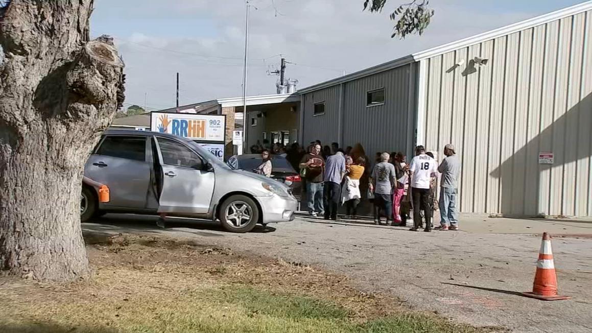 18251066 SYHRRHelpingHands vid