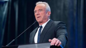 Không phải trẻ sơ sinh nào cũng cần chích ngừa viêm gan B khi mới sinh