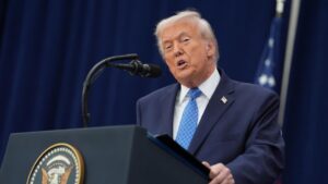 Tổng Thống Donald Trump tranh luận về vấn đề chi phí tại Pennsylvania