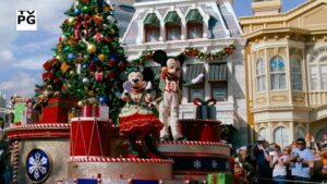 Đại Lễ Giáng Sinh tại Công Viên Disney: Những Khoảnh Khắc và Màn Trình Diễn Đáng Nhớ 7 Đại Lễ Giáng Sinh tại Công Viên Disney: Những Khoảnh Khắc và Màn Trình Diễn Đáng Nhớ