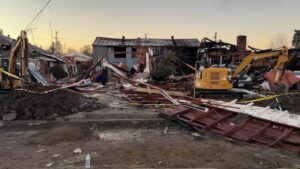 Nổ Lớn tại Hayward: Hàng Xóm Bàng Hoàng, Lực Lượng Cứu Hộ Khám Nghiệm Hiện Trường