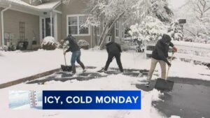 Băng Giá Gây Lo Ngại Giao Thông Ngày Thứ Hai tại Vùng Philadelphia 4 Băng Giá Gây Lo Ngại Giao Thông Ngày Thứ Hai tại Vùng Philadelphia