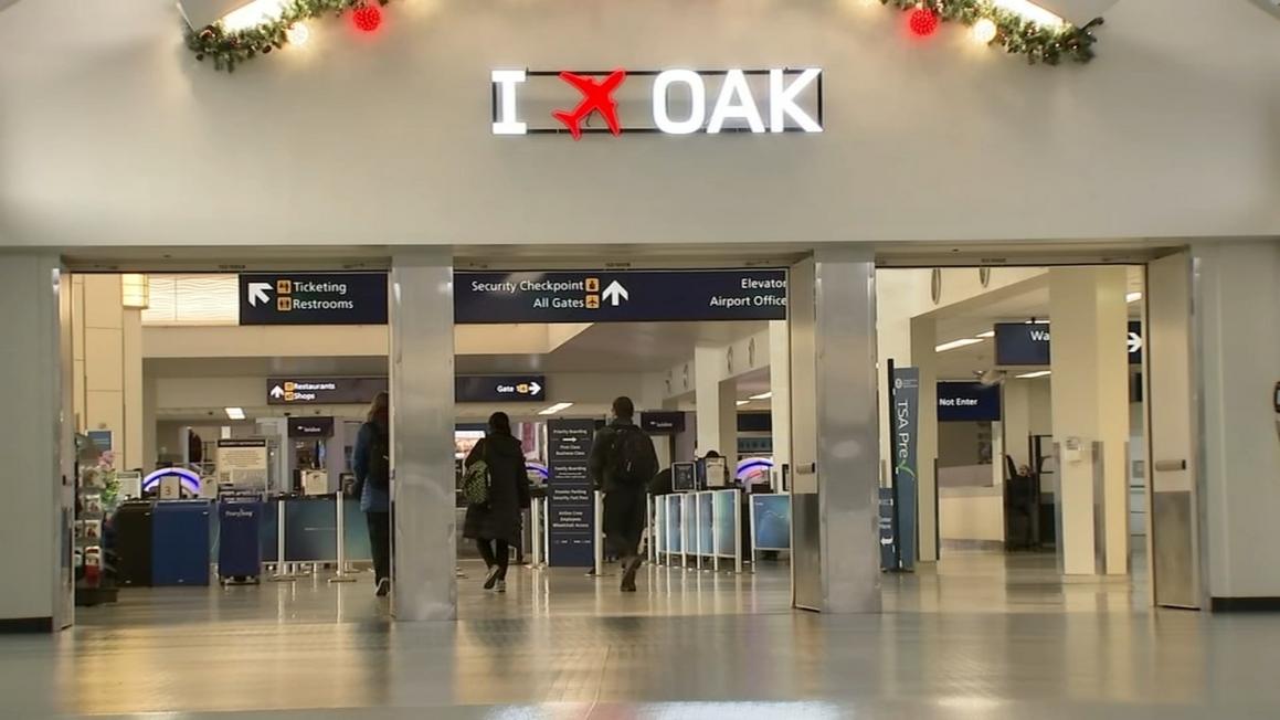 Sân bay Oakland cho phép người không đi máy bay vào khu vực an ninh 1 18293666 121625 kgo oak airport img