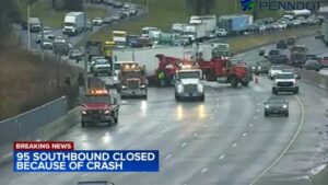 Tai nạn trên xa lộ I-95 ở Philadelphia, giao thông bị đình trệ