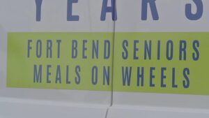 Chương trình ‘Meals on Wheels’ tại Texas Tạm Hoãn Cắt Giảm Nhờ Cộng Đồng Chung Tay