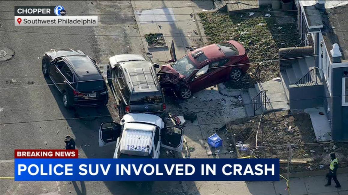 3 người bị thương trong vụ tai nạn trên xa lộ Pa. Turnpike 1 18307345 122225 wpvi police car crash swphilly 4pm CC vid