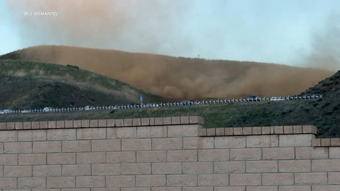 18328615 122825 kgo castaic gas leak img