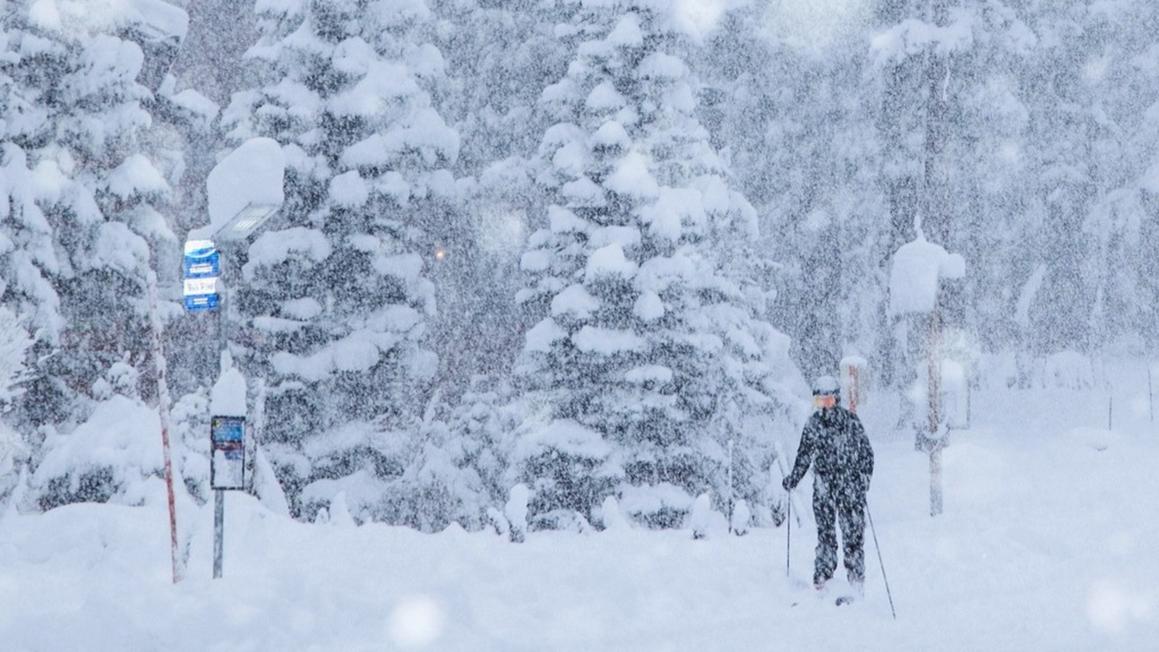 18330679 122925 kgo ap mammoth snow img