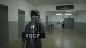 Trung Tâm Nhân Quyền Berkeley phản đối quyết định của CBS về báo cáo nhà tù El Salvador